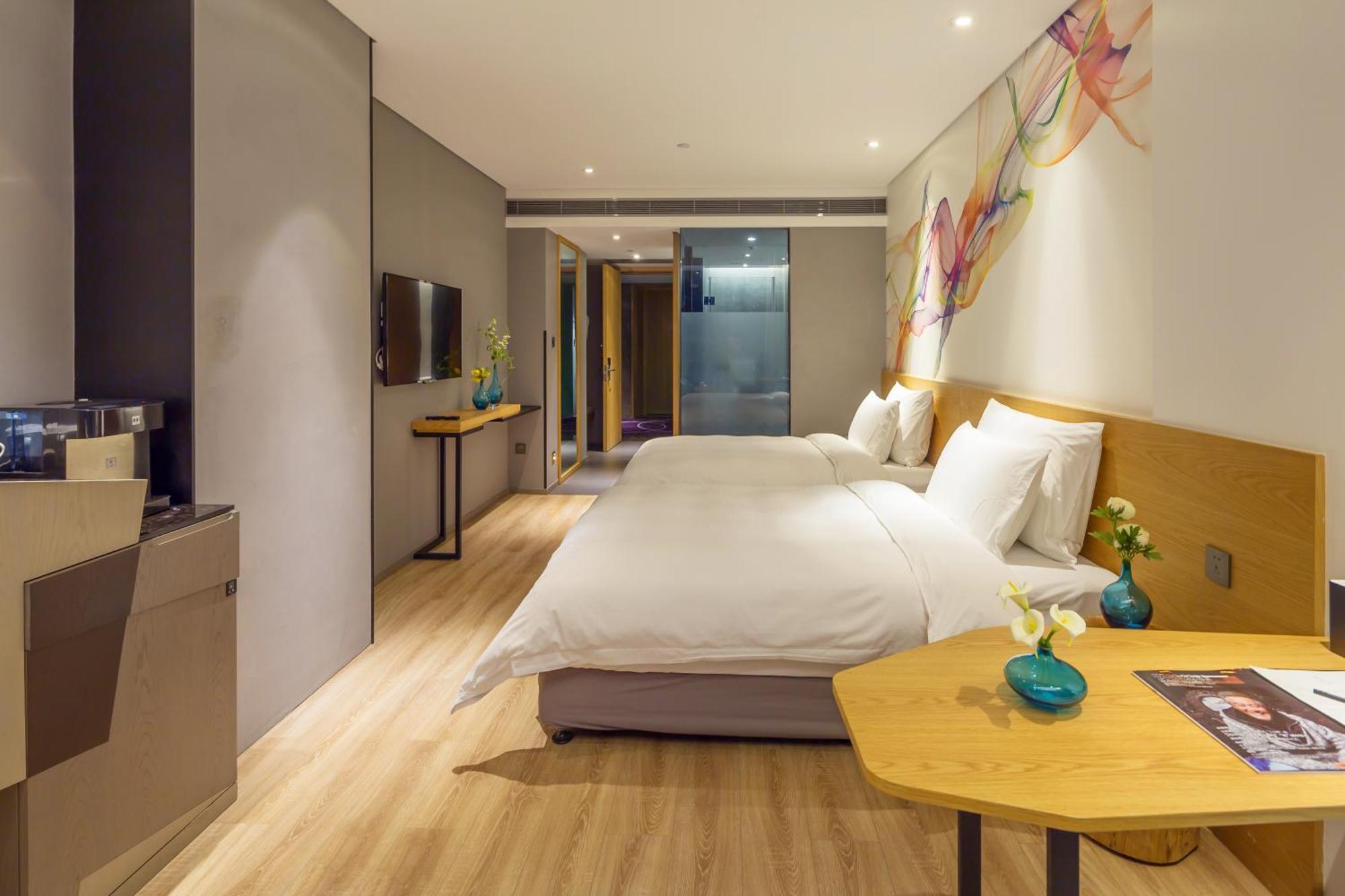 M Hotel Zhengzhou Exteriör bild
