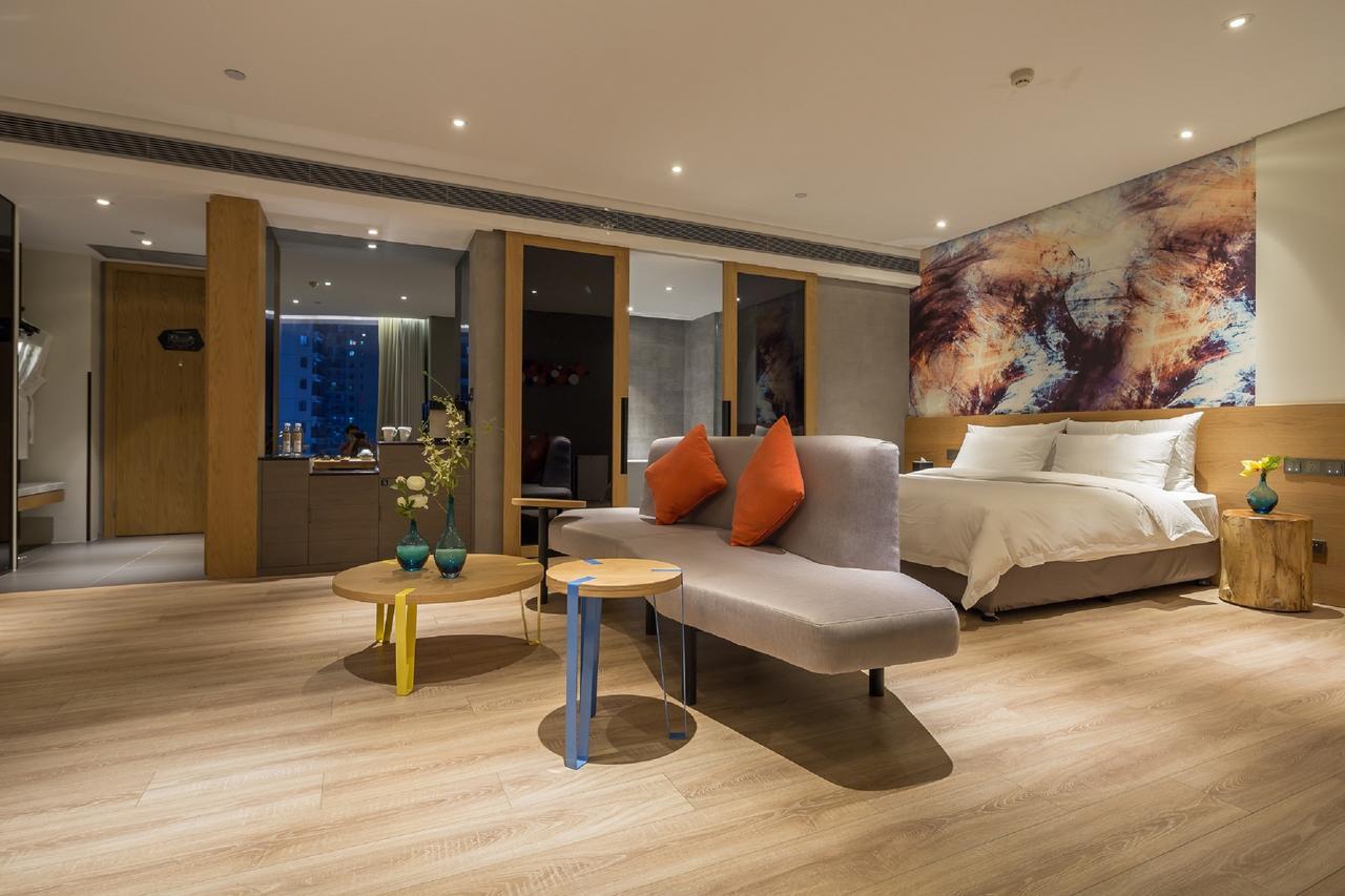M Hotel Zhengzhou Exteriör bild
