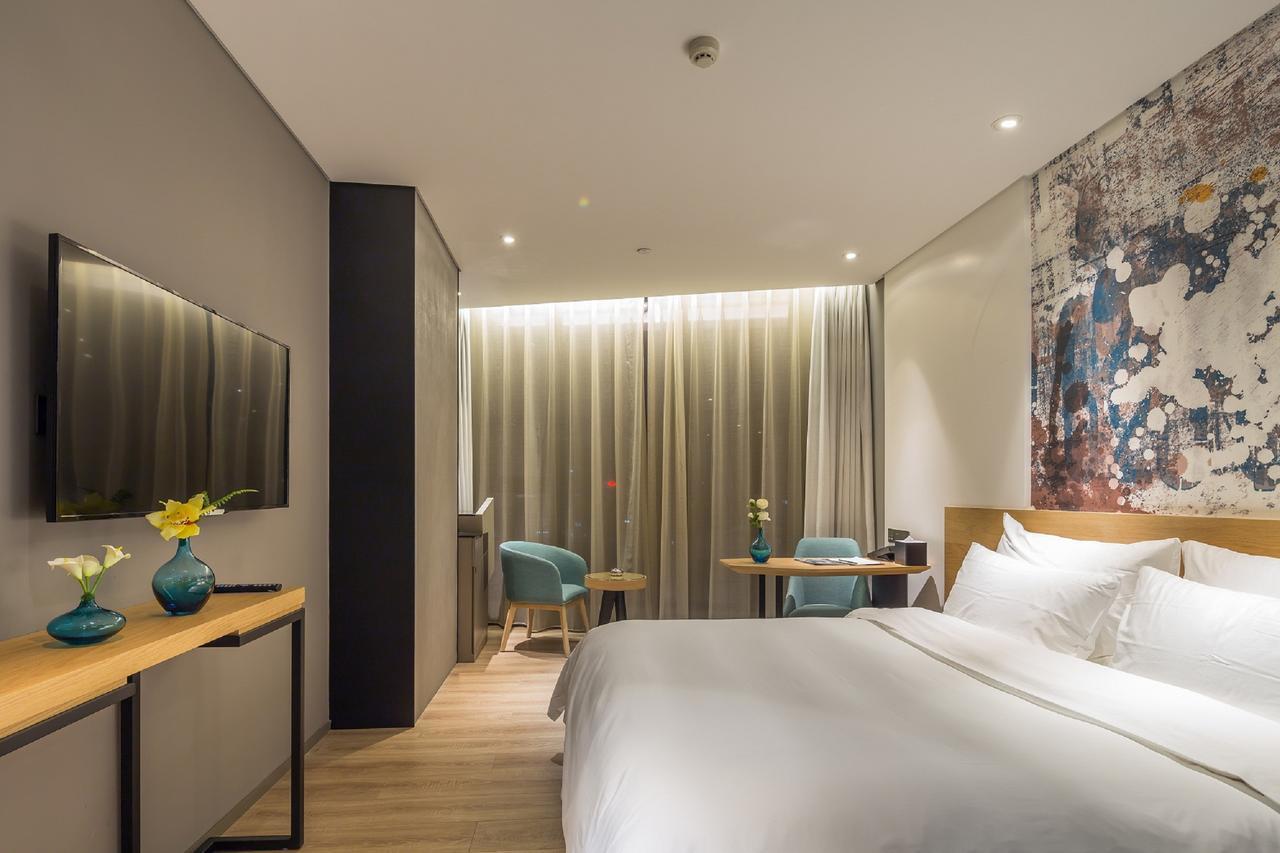 M Hotel Zhengzhou Exteriör bild
